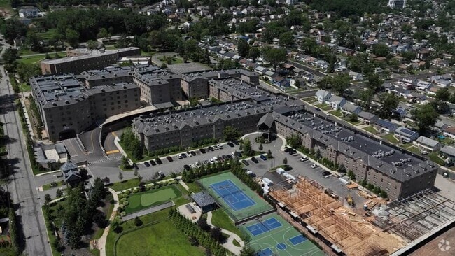  - The Manor at Totowa