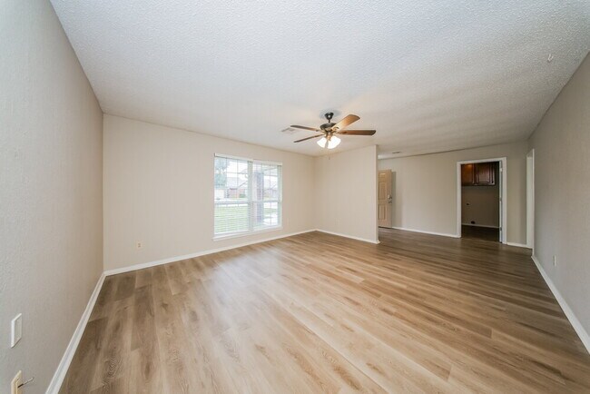 Foto del edificio - 11032 N Eagle Ln