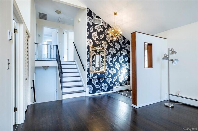 Foto del edificio - 1 Rocky Ridge Rd