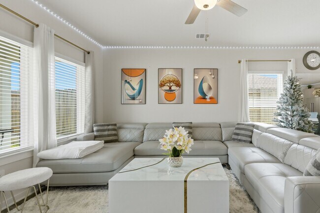 Foto del edificio - 1734 Cayden Oak Ln