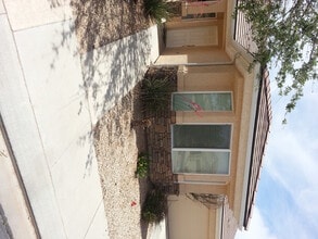 Building Photo - 4334 Knob Oak Dr