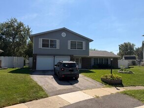 Building Photo - 7791 Sherwood Cir S