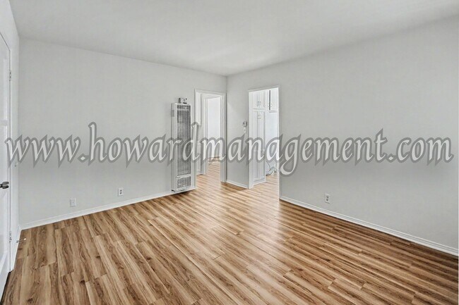 Foto del edificio - 5551 Kinston Ave