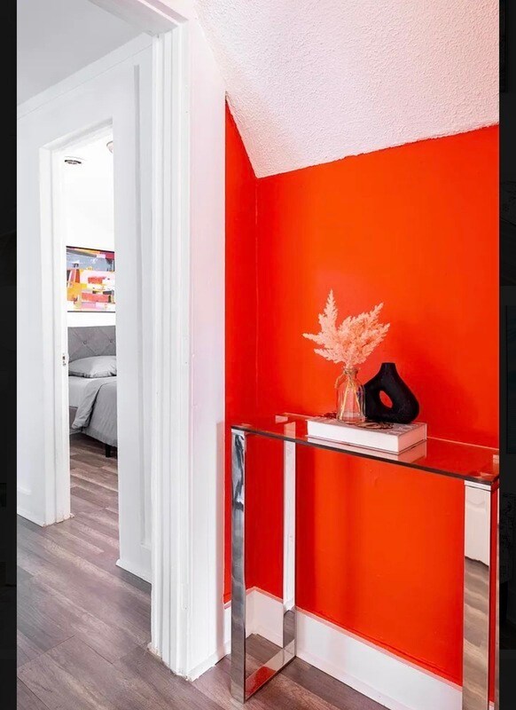 Foto del edificio - 1822 W 57th St