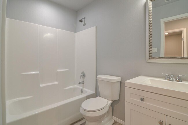 Foto del edificio - 1103 N Englewood Ave