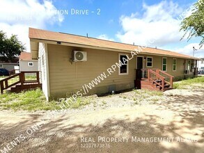 Building Photo - 2630 Observation Dr