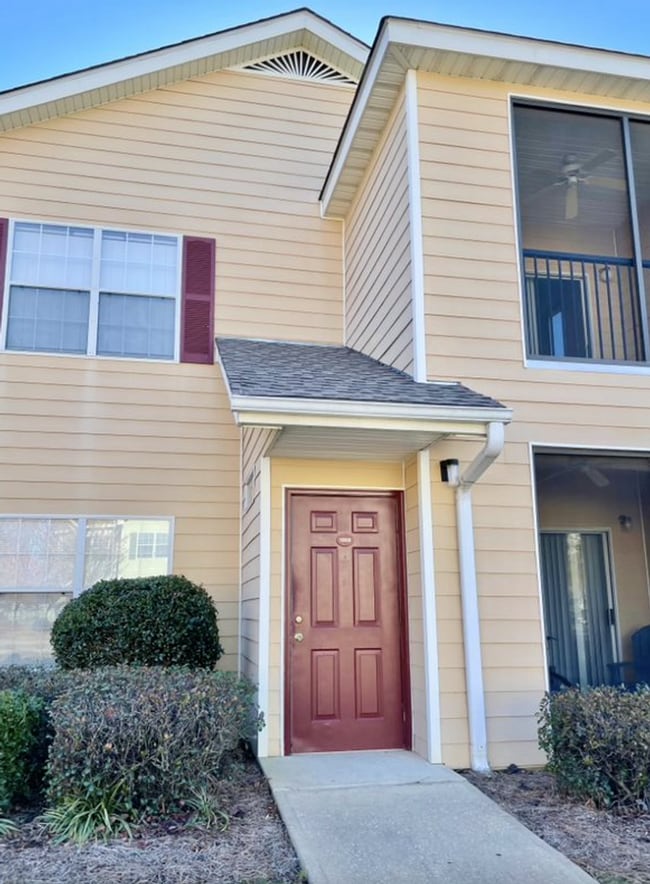 Building Photo - 447 W Longleaf Dr