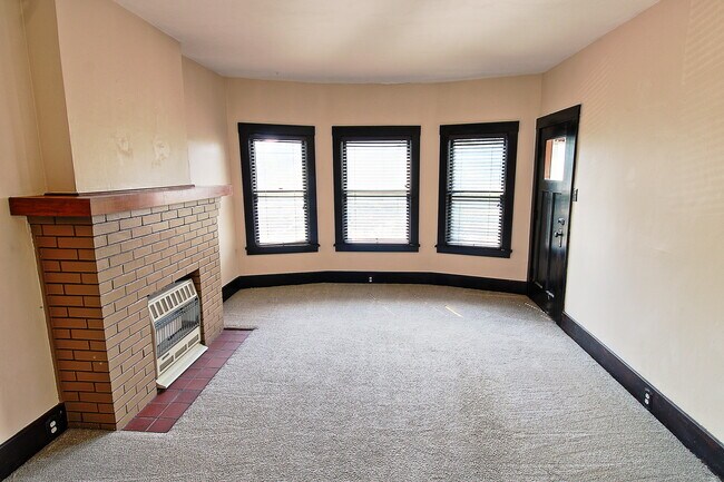 Living Room - 37 Sterling Ave