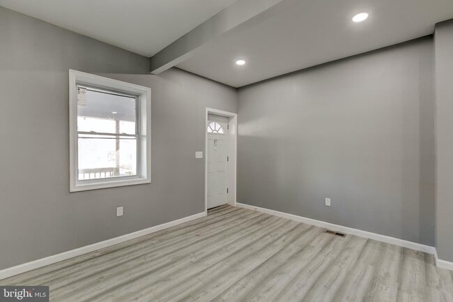 Building Photo - 2219 Riggs Ave