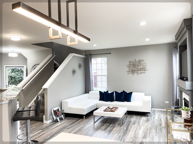 Foto del edificio - 244 S Oak Creek Ln