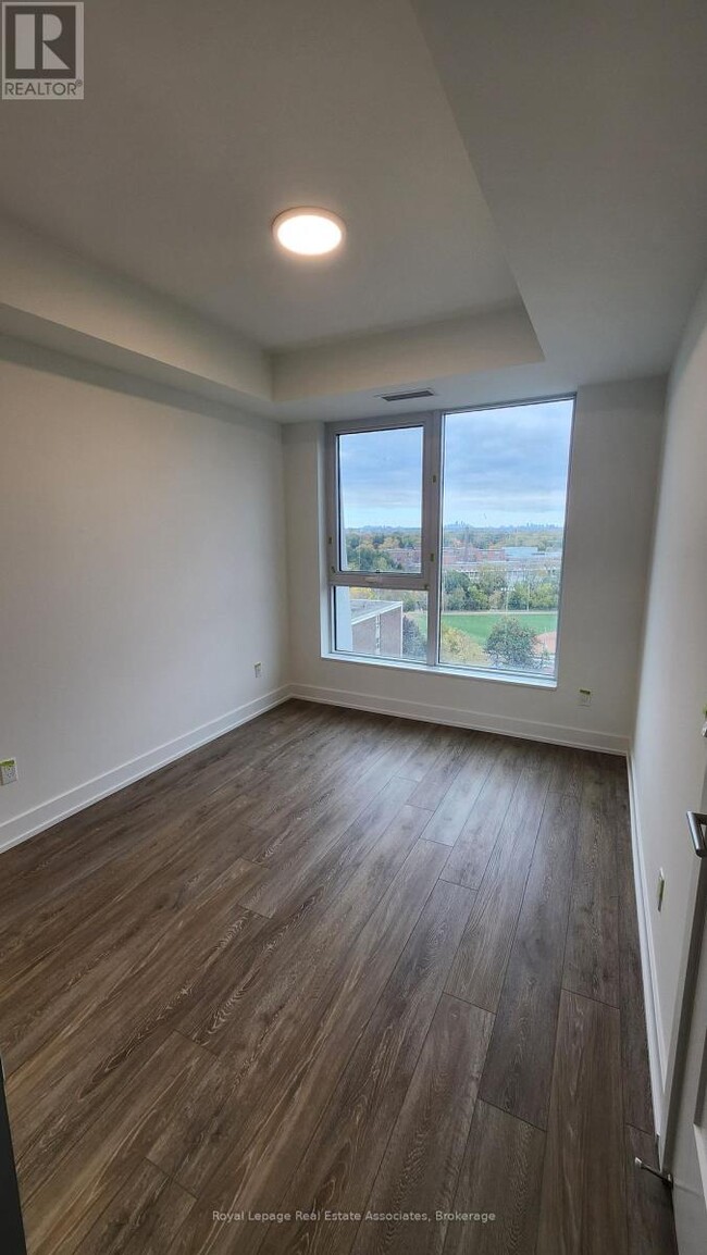 Building Photo - 60 Central Park Roadway