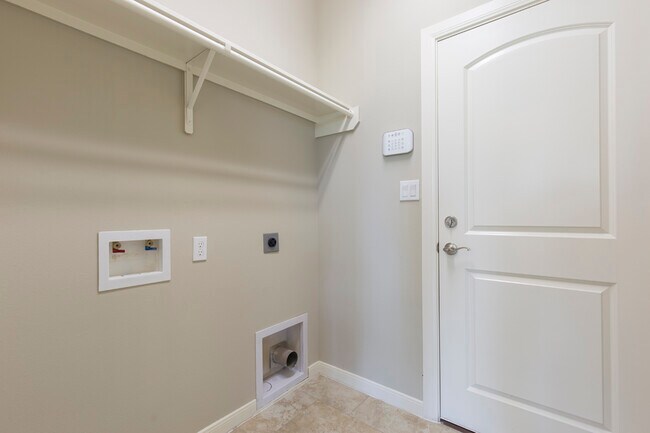 Building Photo - 5301 Escondido Pass