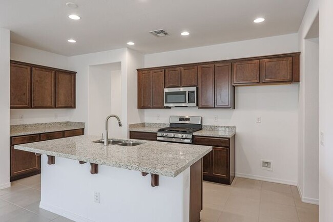 Foto del edificio - Your Perfect New 5-Bedroom Home Awaits in ...