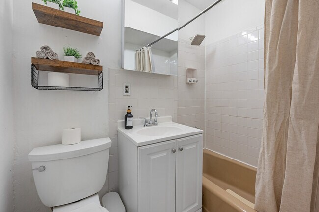 Foto del edificio - 309 W 28th St
