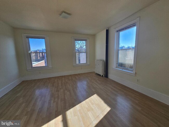 Foto del edificio - 212 S 45th St
