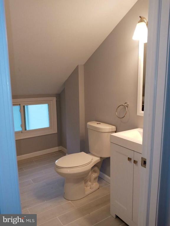 Foto del edificio - 73 Whitewood Dr