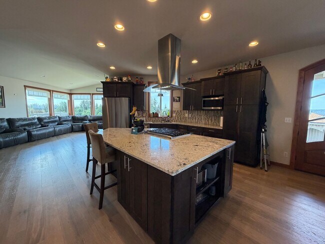 Building Photo - Whiskey Ridge View Home | 5 Bed + Bonus Living Space with Olympic Mountain Views