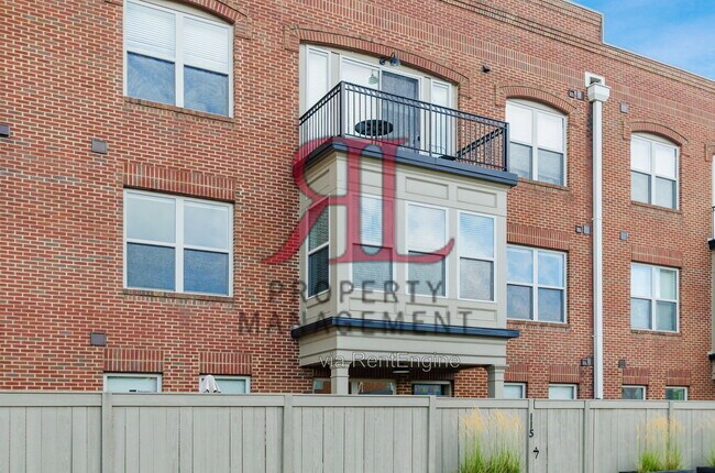 Foto del edificio - 925 Ingleside Ave