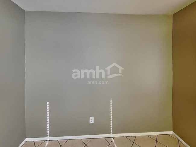 Building Photo - 13177 W Mauna Loa Ln