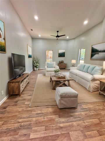 Foto del edificio - 508 E Franklin St