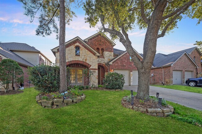 Foto del edificio - 4426 Greenwood Trace Ln