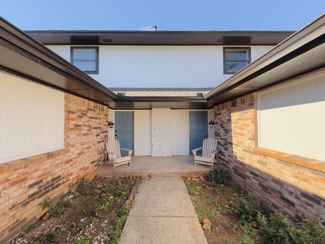 Photo - Updated 3-Bedroom, 2-Bathroom Duplex with a Spacious Fenced Backyard! House