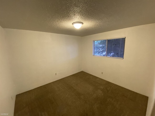Foto del edificio - 2 br, 1 bath  - 920 I St Apt T Apt T