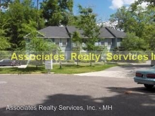 Primary Photo - 622 SW 11th Ln