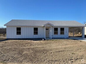Building Photo - 136 Bridlewood Ln