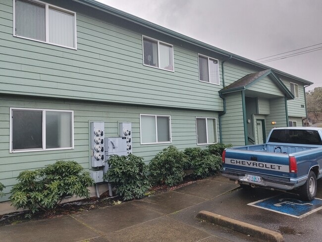 Building Photo - NE Timberlake