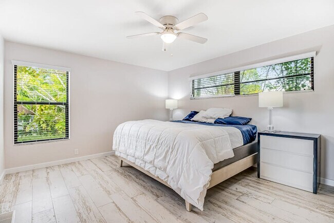 Foto del edificio - 6997 Longboat Dr S