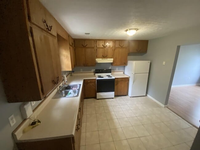 Building Photo - 114 Shoffner Loop