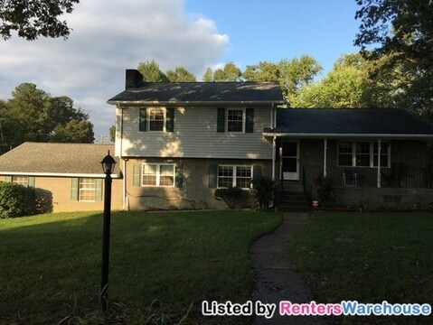 Primary Photo - 14301 Rivermont Rd