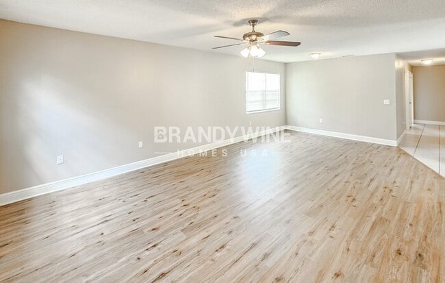 Foto del edificio - 2606 32nd Village Ave