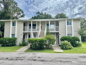Building Photo - 2549 S Oak Ave