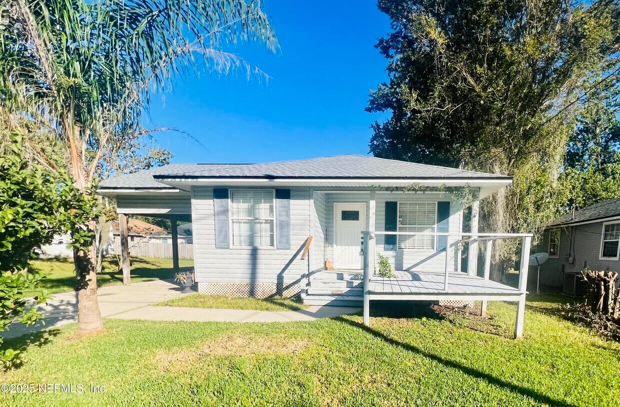 Primary Photo - 1508 Center St