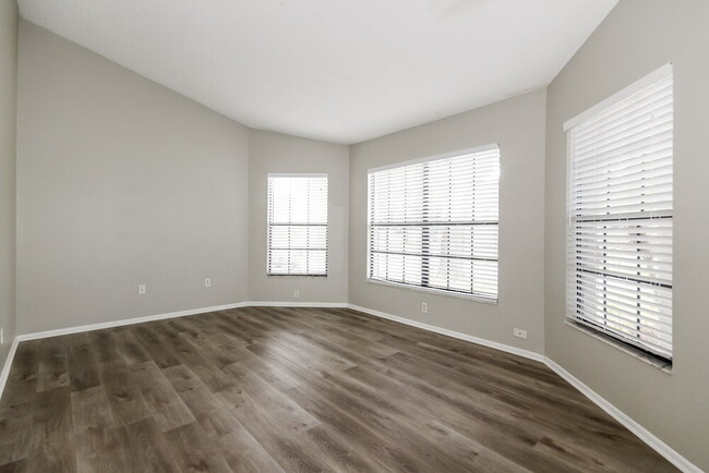 Foto del edificio - 11320 Silverleaf Ct