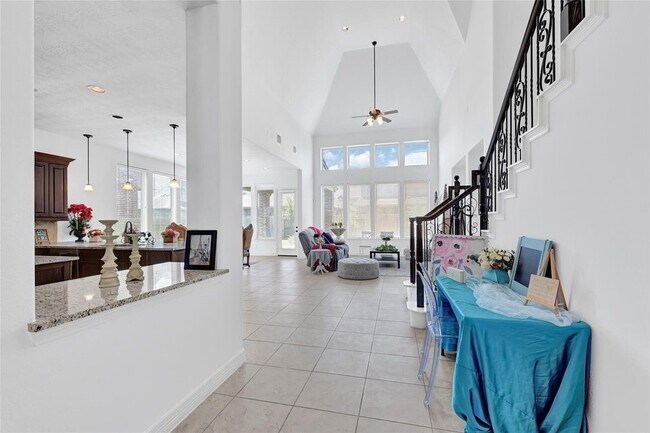 Foto del edificio - 27915 Genesis Manor Ln