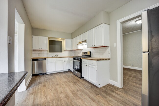 Foto del edificio - 1426 N 40th St