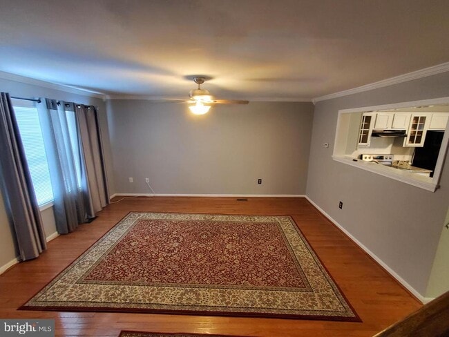 Foto del edificio - 573 Highland Towne Ln
