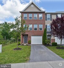 Building Photo - 35 Savage Ct