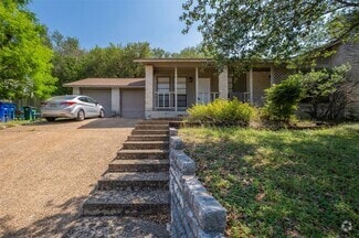 Building Photo - 6811 Thorncliffe Dr