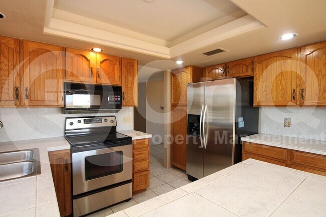 Foto del edificio - 13263 N Vandalia Dr