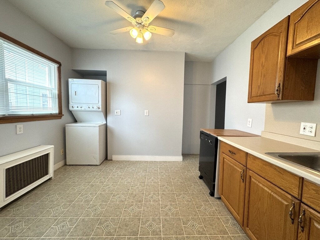 Primary Photo - 28 Frederick Ave