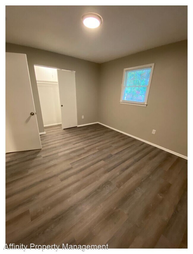 Foto del edificio - 4 br, 2 bath House - 329 Wisconsin Avenue