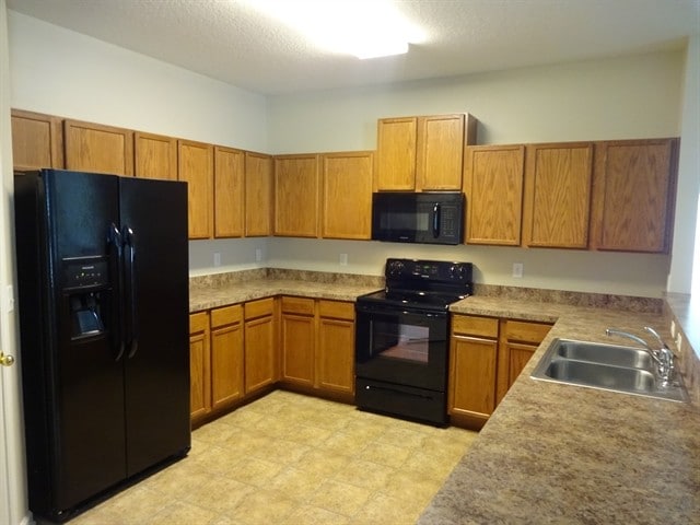 Foto del edificio - 12107 Hayden Lakes Cir
