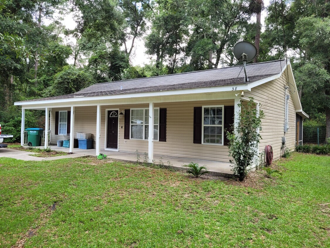 38 Choctaw Rd, Crawfordville, FL 32327 House Rental in Crawfordville