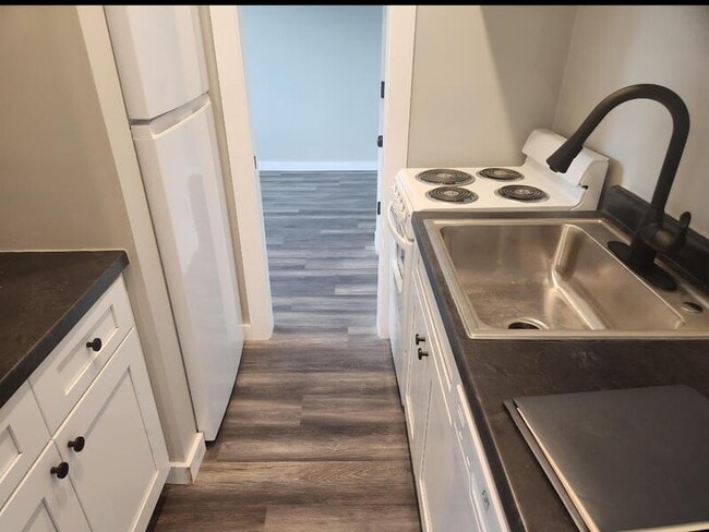 Photo - 336 Prospect St Apartment