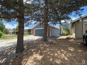 Building Photo - 3695 S Ceylon Way