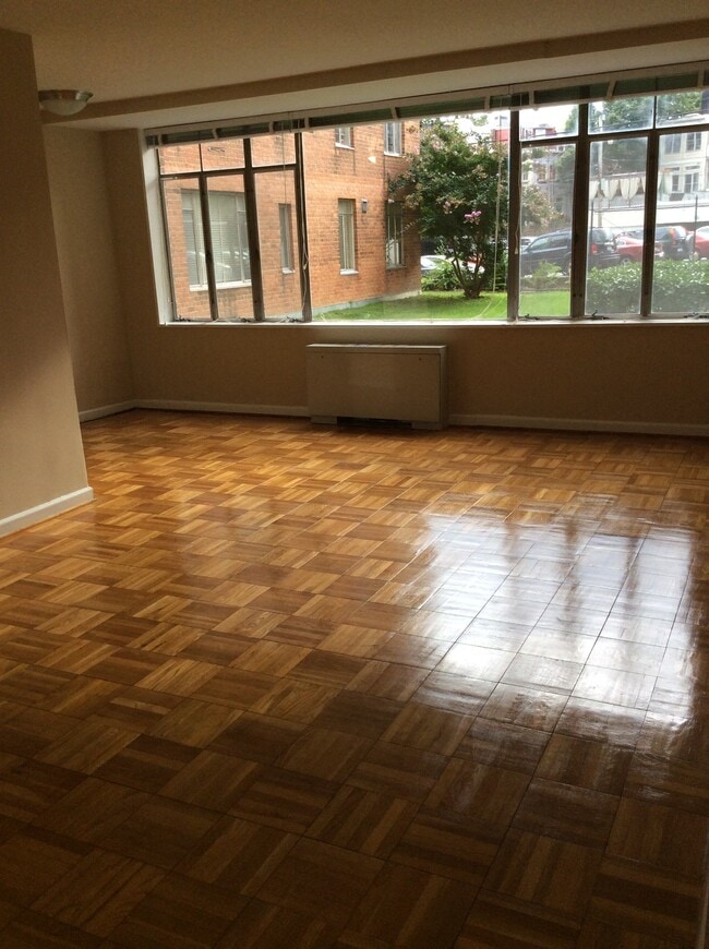 Interior Photo - Connecticut Park Apartments